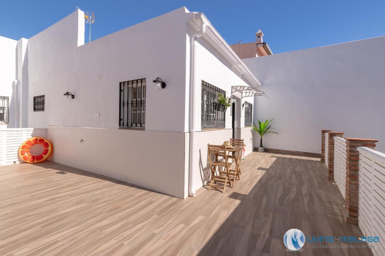 Living4Malaga Pedregalejo Beach ภายนอก รูปภาพ